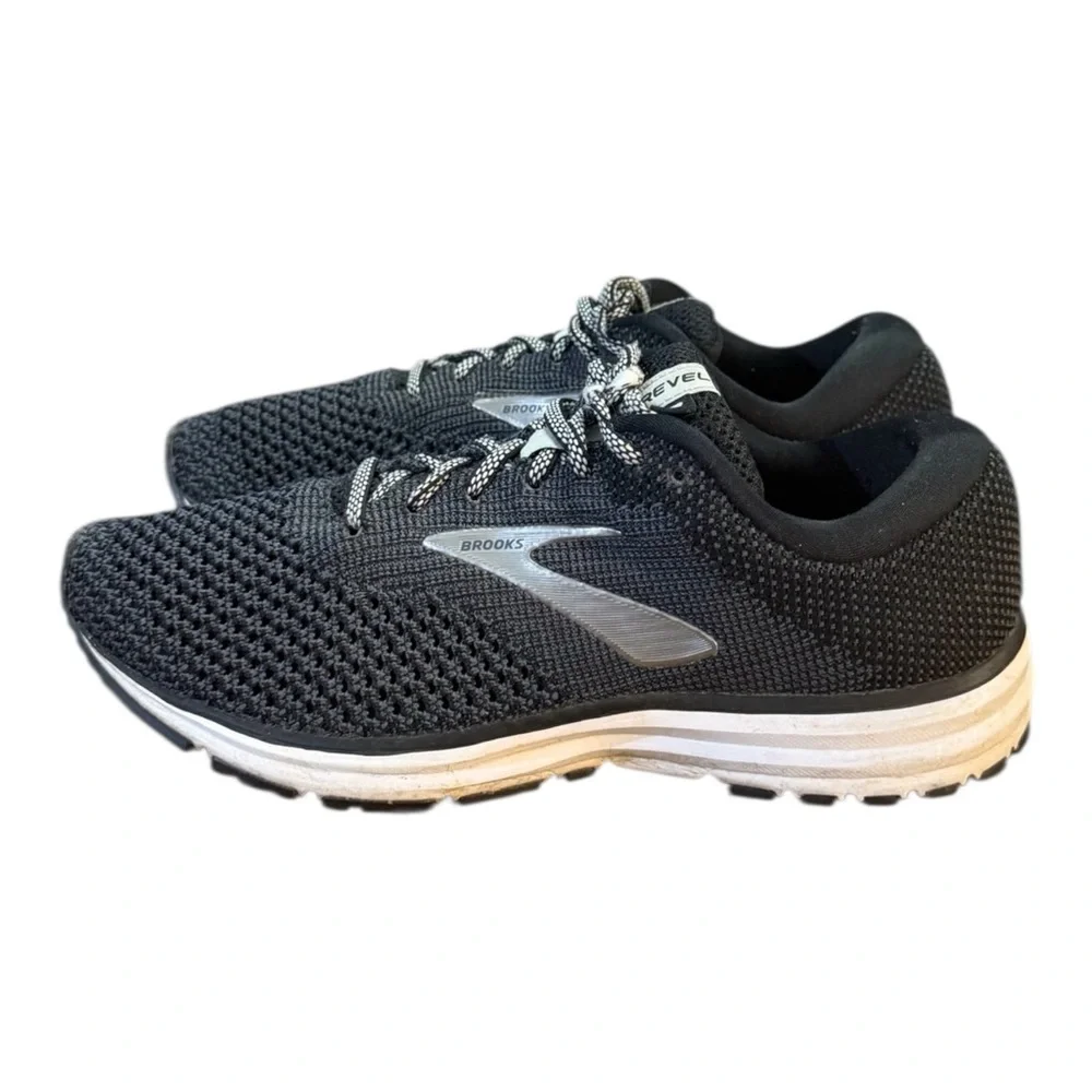 Brooks Revel 2 Athletic Running Shoes Women’s Size 8